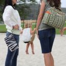 Be Quick JuJuBe Сумка косметичка для мамы - safari stripes