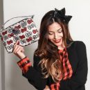 Be Quick JuJuBe Сумка косметичка для мамы - hello kitty peek a bow