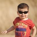 Детские солнцезащитные очки Real Kids Explorer 4+ черный/красный