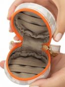 JuJuBe (США) Контейнер для пустышек, футляр, круглая сумочка Paci Pod - Hidden Camo