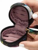 JuJuBe (США) Контейнер для пустышек, футляр, круглая сумочка Paci Pod - Rose Garden