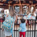 Zealous Рюкзак для мамы и ребенка - Hello Kitty Hello Rainbow JuJuBe