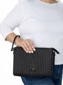 Day to Night Сумка кросс боди на широком ремне для мамы Witney Carson X JuJuBe - Черная