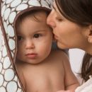 Полотенце для новорожденного Hooded Towel SwaddleDesigns Blue w/BR Mod C