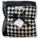 Плед большой Black Puuppytooth