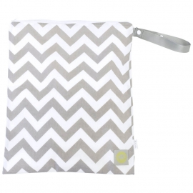 Дорожная сумочка Itzy Ritzy Large Wet Bag Grey Chevron